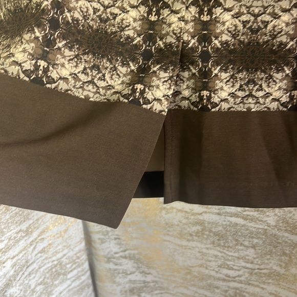 Lord & Taylor Brown Snake Print Pencil Skirt Knee Length Size 14 - Picture 11 of 16